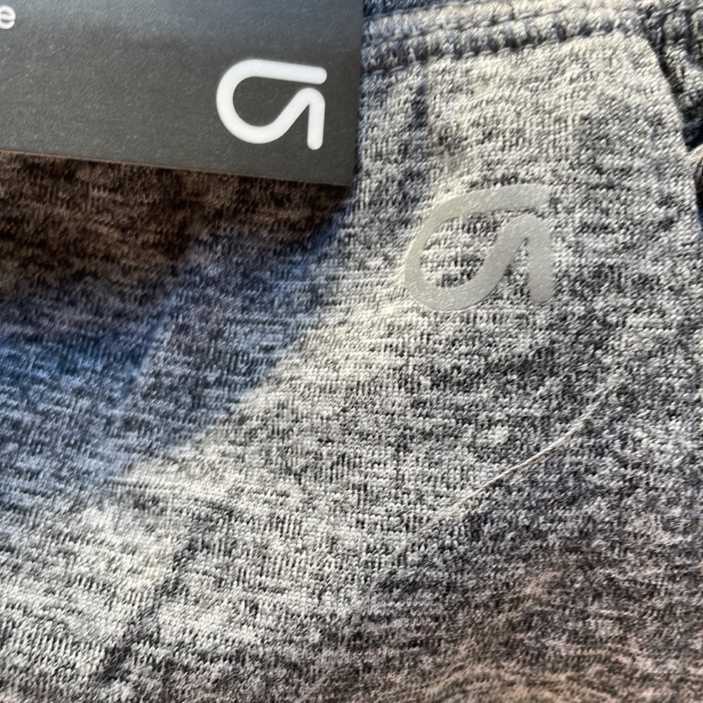 NWT - GapFit Brushed Tech Jersey Jogger - Picture 10 of 12